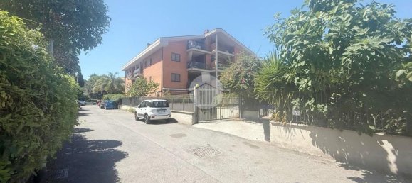 25m² Garage in Rome, Italy No. 322111 2