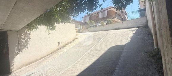 25m² Garage in Rome, Italy No. 322111 3