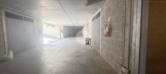 25m² Garage in Rome, Italy No. 322111 12