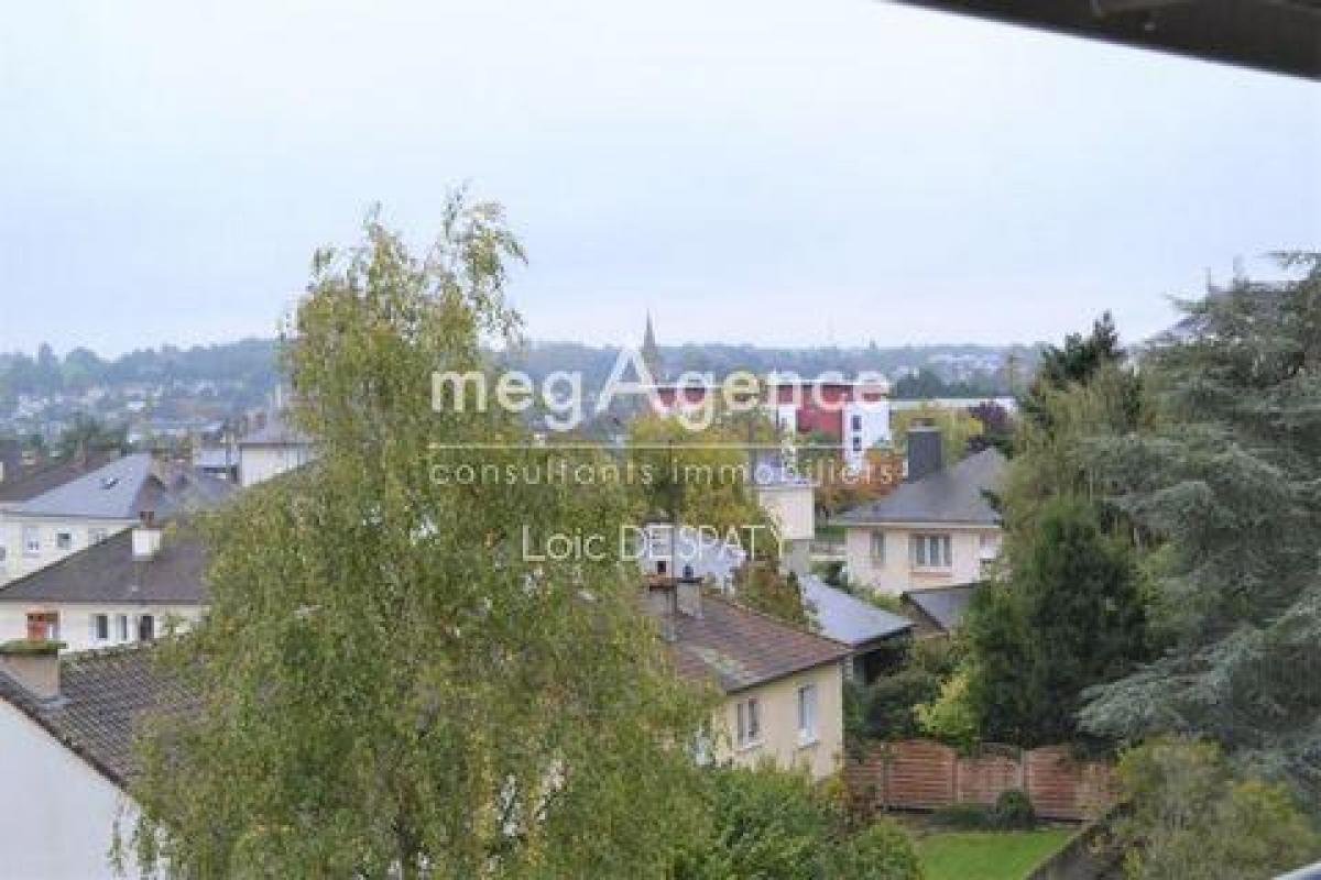 4 Schlafzimmer Wohnung in Laval, France, Nr. 34410