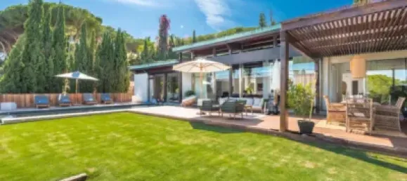 5 bedrooms Villa in Marbella, Spain No. 19001 10