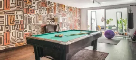 5 bedrooms Villa in Marbella, Spain No. 19001 2