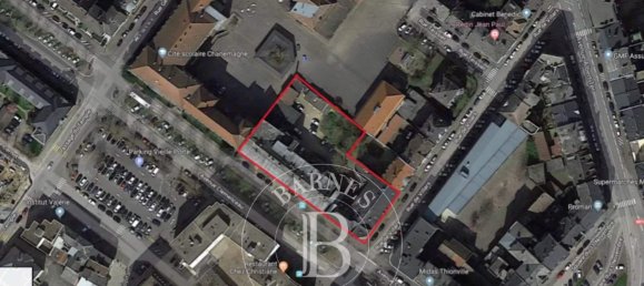 2 bedrooms Apartment in Thionville, France No. 70229 2