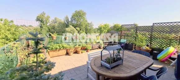 Penthouse de 3 divisões em Olgiate Comasco, Italy N.º 263016 16