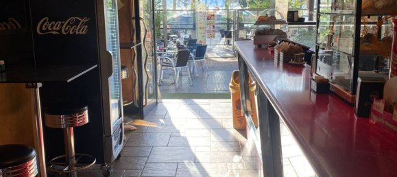 3 rooms Commercial property in Arona, Italy No. 52923 5