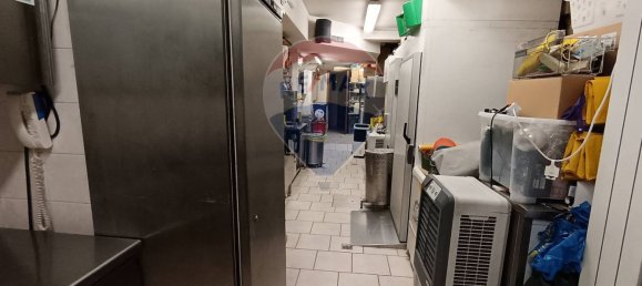 3 rooms Commercial property in Arona, Italy No. 52923 38