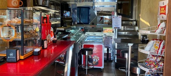 3 rooms Commercial property in Arona, Italy No. 52923 12