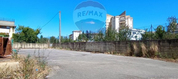 329m² Commercial property in Figline e Incisa Valdarno, Italy No. 264887 7