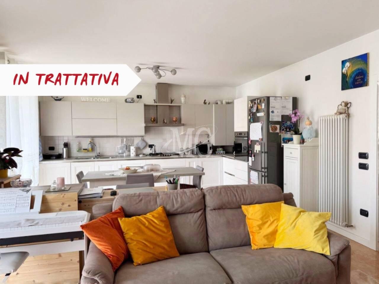 3 rooms Apartment in Rovereto, Italy No. 30204