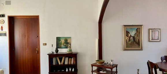 4-salle Appartement à Palermo, Italy No. 310932 11