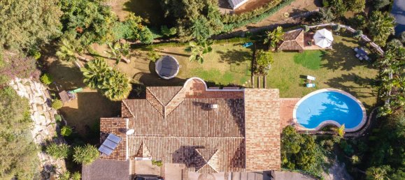 6 bedrooms Villa in Estepona, Spain No. 138562 3