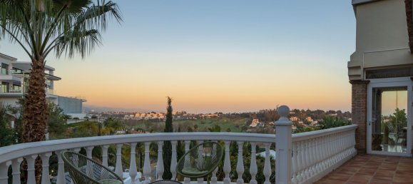 6 bedrooms Villa in Estepona, Spain No. 138562 2
