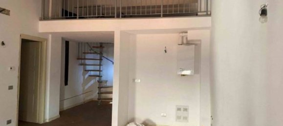 1 bedroom Apartment in Ferrara, Italy No. 19568 7