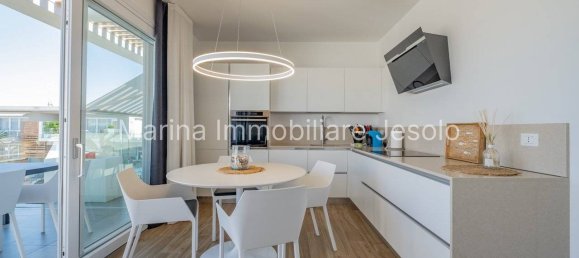 2 bedrooms Apartment in Jesolo, Italy No. 315518 4