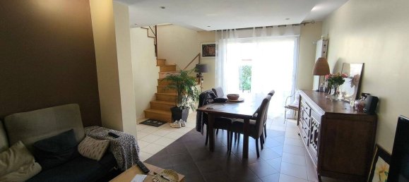 4 bedrooms House in Limeil-Brevannes, France No. 328035 3