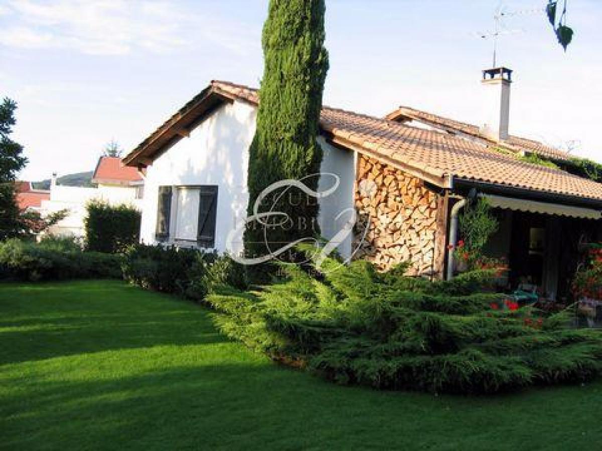 6 bedrooms House in Dardilly, France No. 32144