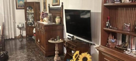 6 rooms Apartment in San Casciano in Val di Pesa, Italy No. 38654 7