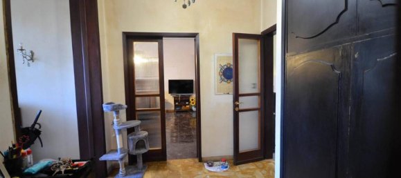 6 rooms Apartment in San Casciano in Val di Pesa, Italy No. 38654 16