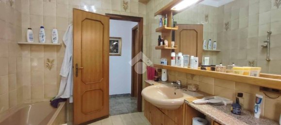 2 bedrooms Apartment in Palermo, Italy No. 270614 17