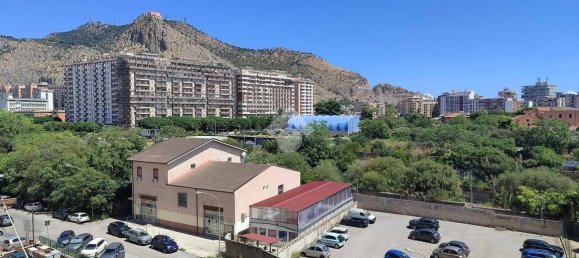 2 bedrooms Apartment in Palermo, Italy No. 270614 30