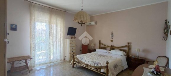 2 bedrooms Apartment in Palermo, Italy No. 270614 26