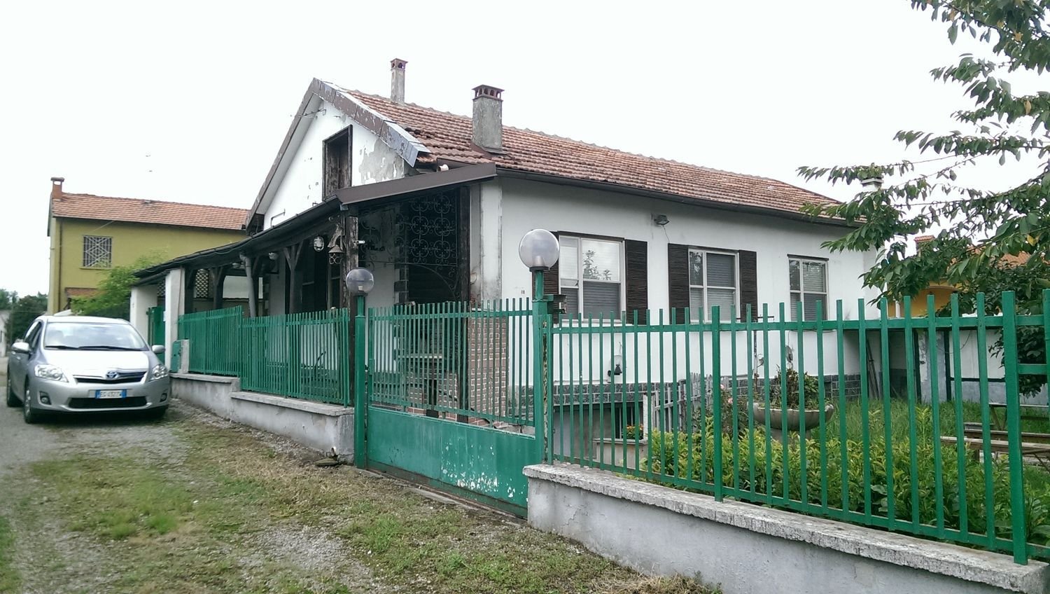 2 rooms House in Miradolo Terme, Italy No. 253866