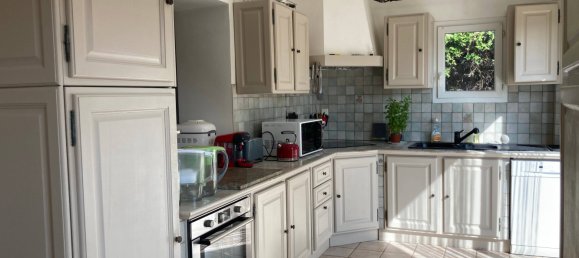 6 bedrooms Villa in Aix-en-Provence, France No. 330543 8