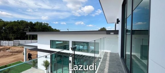 3 bedrooms Villa in Bang Lamung, Thailand No. 25243 6