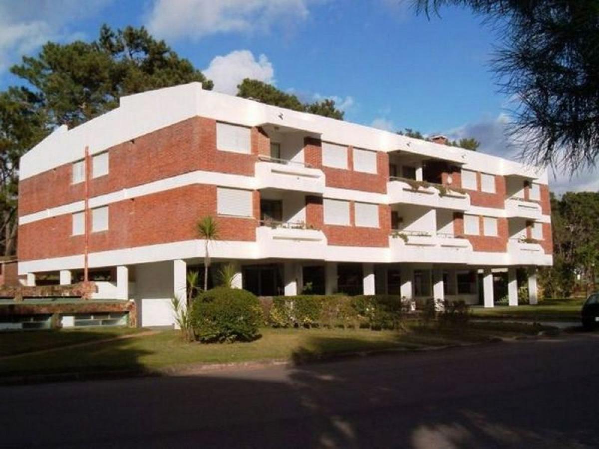 2 bedrooms Apartment in Maldonado, Uruguay No. 11430