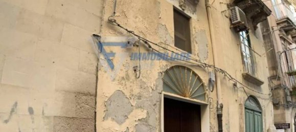 3 rooms Building in Syracuse, Italy No. 280687 8