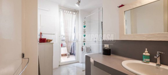 2 bedrooms Apartment in Milan, Italy No. 265228 18