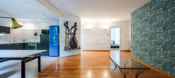 2 bedrooms Apartment in Milan, Italy No. 265228 5