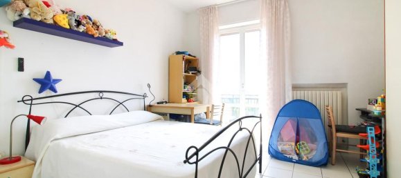 4 rooms Apartment in Porto San Giorgio, Italy No. 296659 10