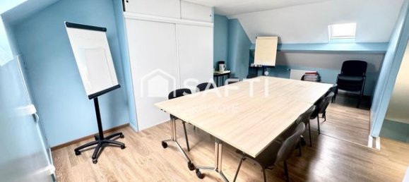 Büro in Auchy-les-Mines, France 110m², Nr. 309592 5