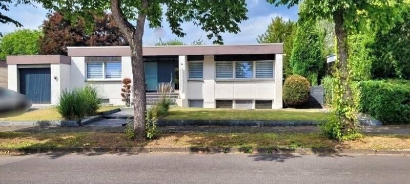 Бунгало с 7 комнатами в Рекклингхаузен, Германия № 228559