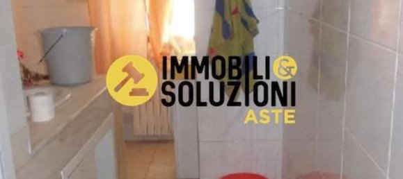 Квартира с 2 комнатами в Лимбьяте, Италия № 186942 32