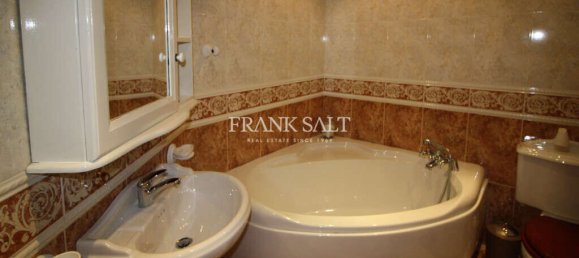 3 bedrooms Apartment in Saint Julian's, Malta No. 8831 16