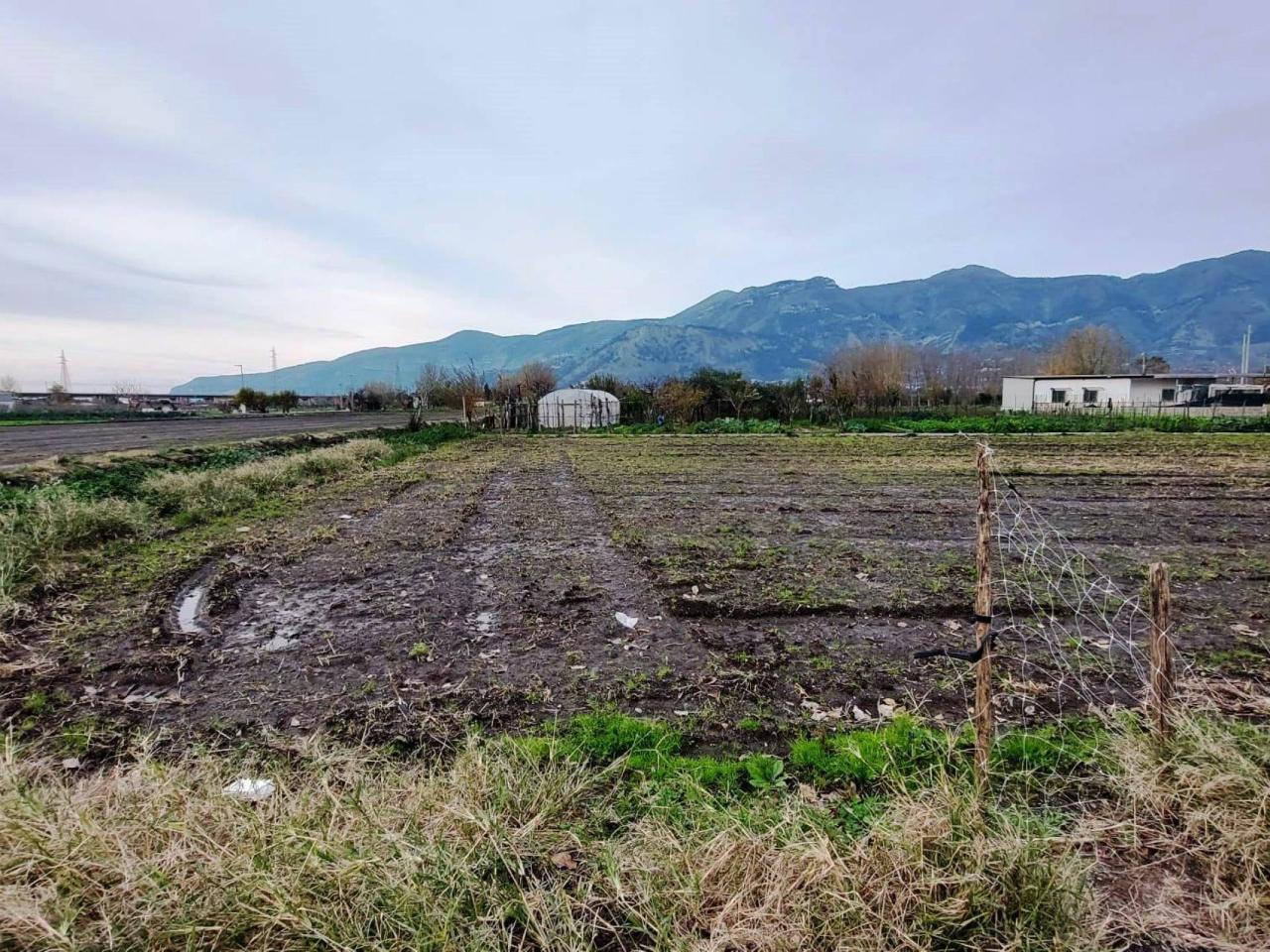 Grundstück in Nocera Inferiore, Italy 2200m², Nr. 135651