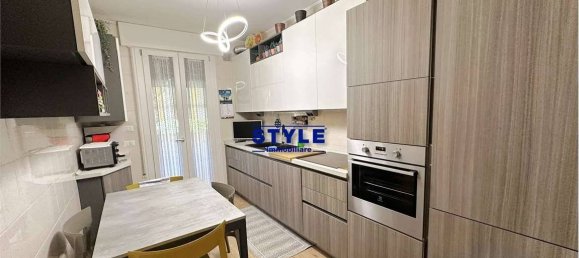 3 bedrooms Apartment in Padua, Italy No. 302260 4