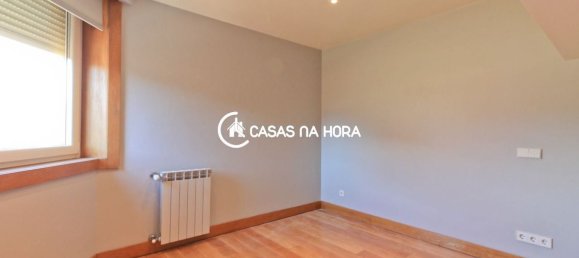 3 bedrooms Apartment in Porto, Portugal No. 216566 15