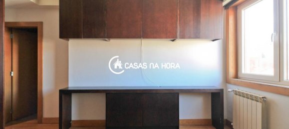 3 bedrooms Apartment in Porto, Portugal No. 216566 21