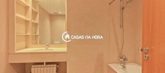 3 bedrooms Apartment in Porto, Portugal No. 216566 22