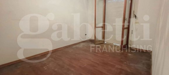 4-salle Villa à Bastia Umbra, Italy No. 61237 12