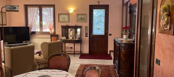 3 Schlafzimmer Villa in Villasanta, Italy, Nr. 168745 9