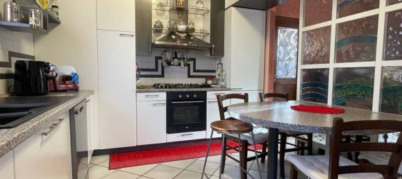 3 Schlafzimmer Villa in Villasanta, Italy, Nr. 168745 13