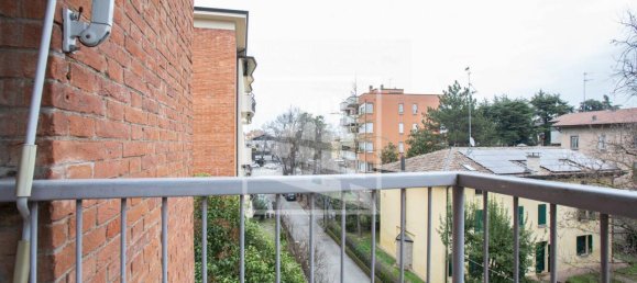 3-salle Appartement à Reggio Emilia, Italy No. 41041 9