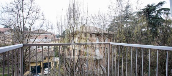 3-salle Appartement à Reggio Emilia, Italy No. 41041 8