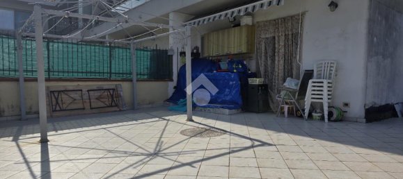 Apartamento de 2 habitaciónes en Ventimiglia, Italy No. 15320 2