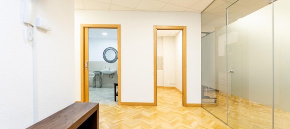 Oficina de 4 dormitorios en Madrid, Spain No. 112195 5