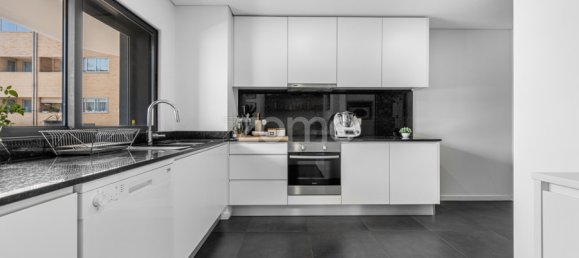 3 Schlafzimmer Wohnung in Porto, Portugal, Nr. 238920 18